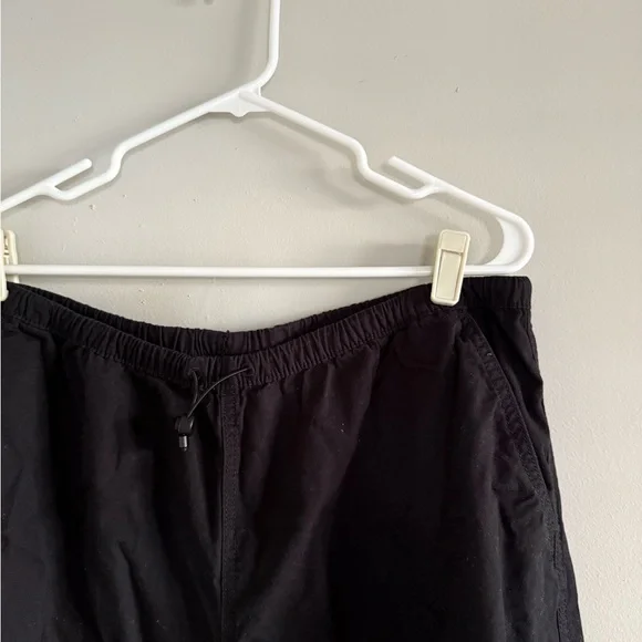 H&M Black Women’s Relaxed Parachute Drawstring Joggers - Picture 2 of 4